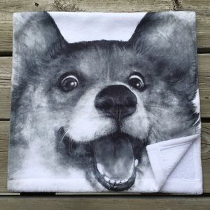 ‼️New‼️Brand New Corgi Smile Towel